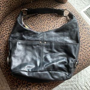 Tignanello black leather handbag in excellent condition